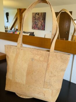 Shoulder bag, made of cork fabric
