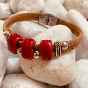 Bracelet en liège, céramiques rouge
