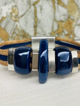 Bracelet en liège, céramiques bleu