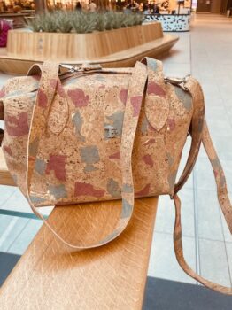 Cork shoulder bag